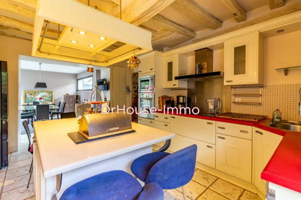 Maison à vendre 8 pièces de 218 m²