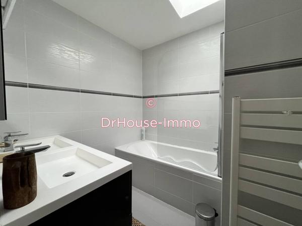 Maison à vendre 8 pièces de 218 m²