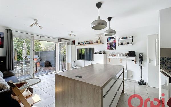 Appartement à vendre    3 pièces • 58 m2 La Seyne-sur-Mer