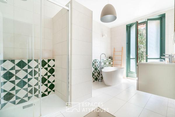 Meulière avec extension contemporaine et jardin