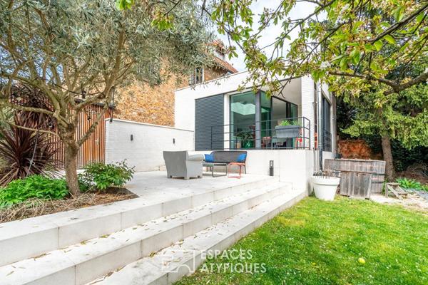 Meulière avec extension contemporaine et jardin