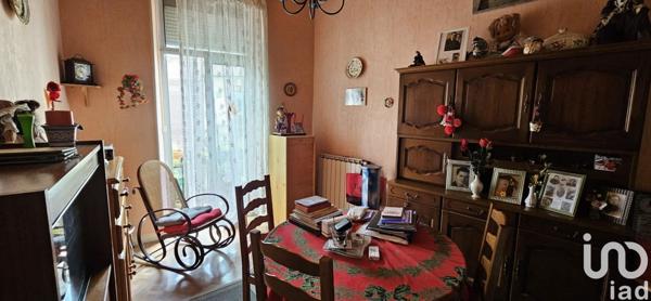 Maison 3 pièces de 98 m² à Nîmes (30900)