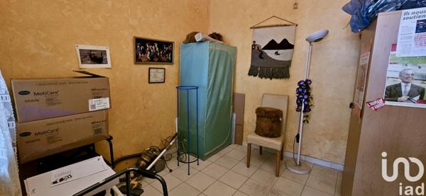 Maison 3 pièces de 98 m² à Nîmes (30900)