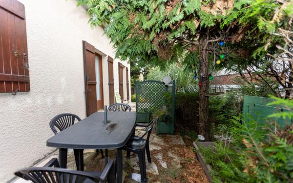 Maison à vendre    6 pièces • 145,19 m2 Bagnolet