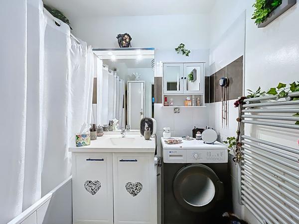 À vendre Beau T3 avec terrasse et double stationnement à Launaguet