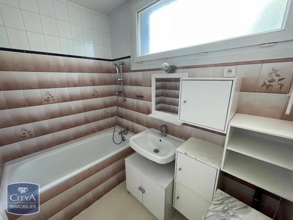 Appartement à louer 3 pièces 71.22m² Le Mans (72100)