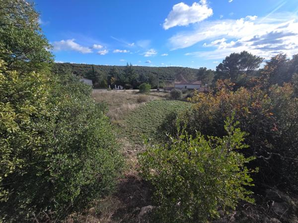 LAVAL PRADEL (30) terrain à bâtir 1781m² bien exposé avec permis valide.