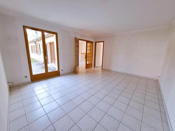 Maison familiale de plain-pied avec potentiel d'agrandissement