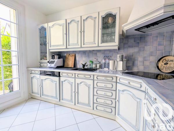 Maison à vendre 6 pièces 147 m² Breuillet