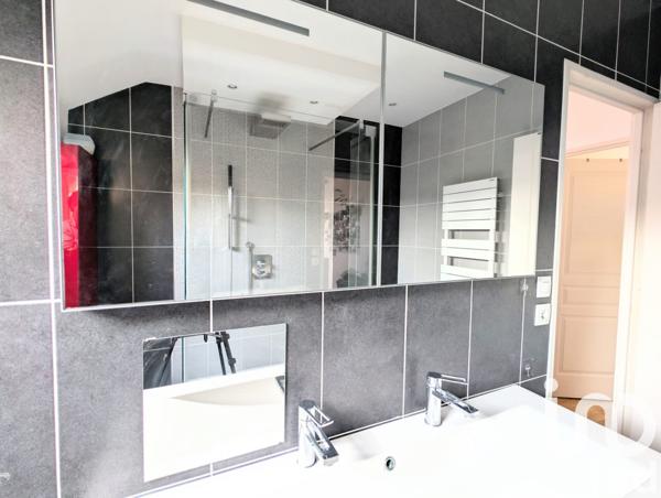 Maison à vendre 6 pièces 147 m² Breuillet