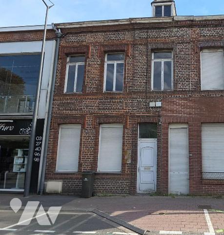 Immeuble à usage commercial à vendre à Escautpont (59278) 

Ce bien immobilier comprend une s...