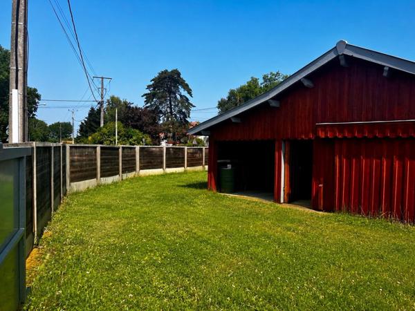 Maison 3 pièces avec grange et jardin