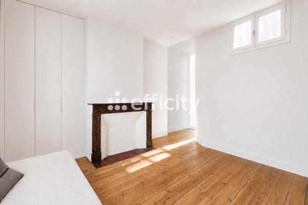 Appartement
         5 pièces
        - 120 m² 349 000 € *