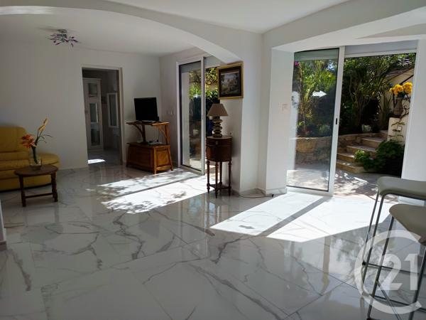 Maison à vendre  4 pièces - 131 m2 STE MAXIME - 83