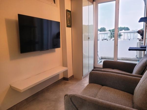 Studio cabine avec parking et balcon