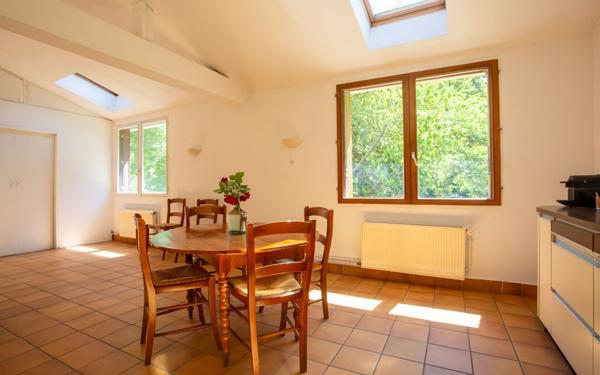 Maison à vendre    6 pièces • 141 m2 Montgeron