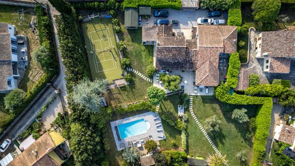 Belle et grande maison familliale au calme absolu