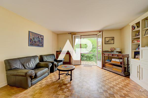 Maison Rueil Malmaison 5 pièce(s) 104 m² 680 000 € **  - Référence  20142