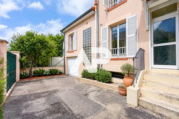 Maison Rueil Malmaison 5 pièce(s) 104 m² 680 000 € **  - Référence  20142