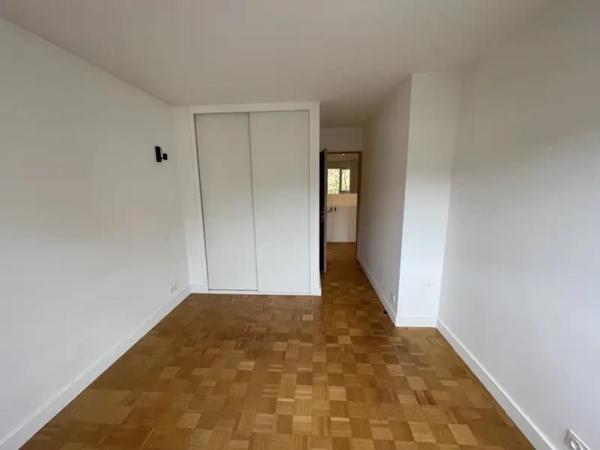 Résidence recherchée au calme, Belle pièce de vie de 30 m2