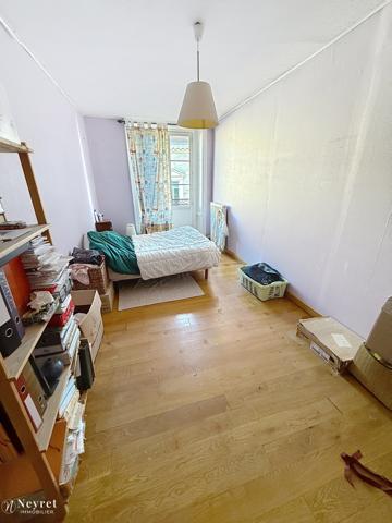 F6 DE 153 M² EN CV DE ST ETIENNE