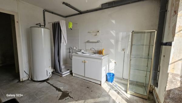 IMMEUBLE A RENOVER