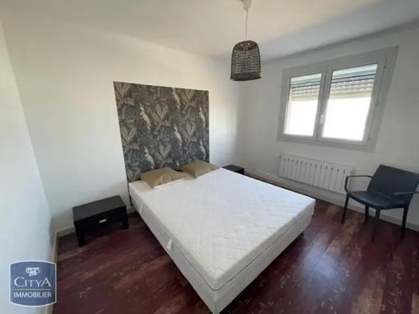 Appartement à louer 4 pièces 69.23m² Port-de-Bouc (13110)