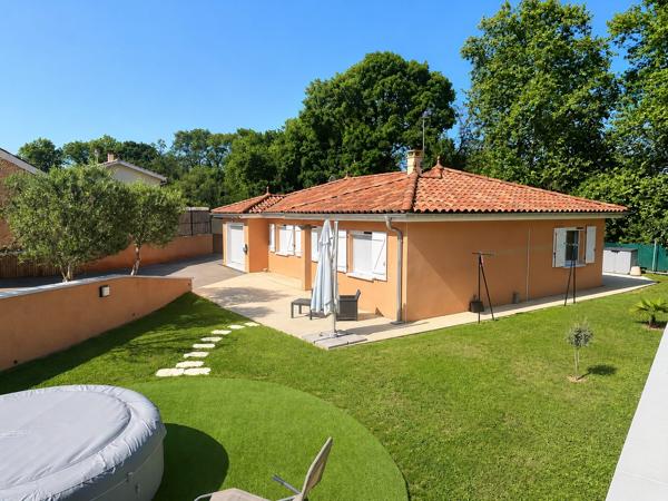 Maison de plain-pied 115 m² – 4 chambres – Terrain clos et piscinable de 720 m²