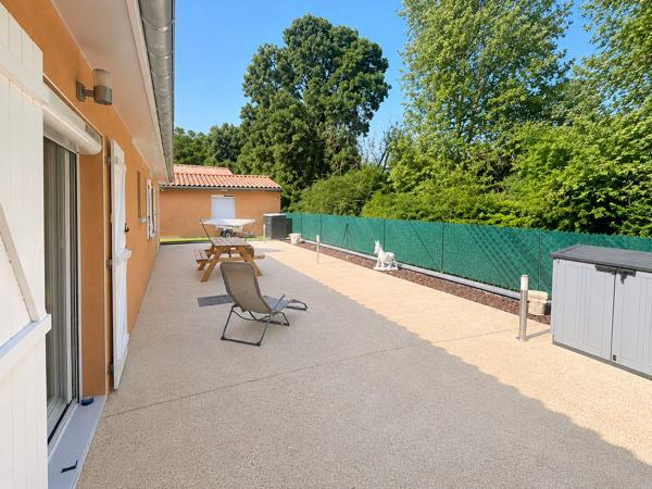 Maison de plain-pied 115 m² – 4 chambres – Terrain clos et piscinable de 720 m²