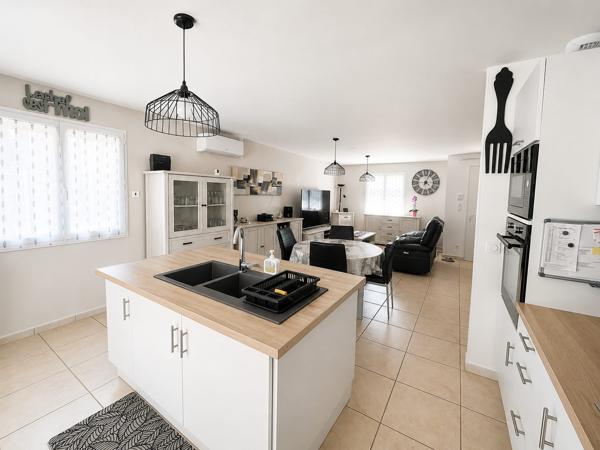 Maison de plain-pied 115 m² – 4 chambres – Terrain clos et piscinable de 720 m²