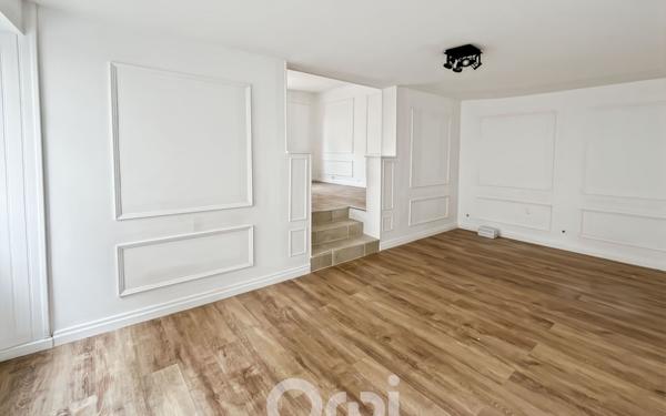 Immeuble à vendre    4 pièces • 186 m2 Ambazac