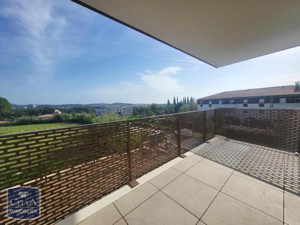 Appartement à louer 3 pièces 63.86m² Fréjus (83600)