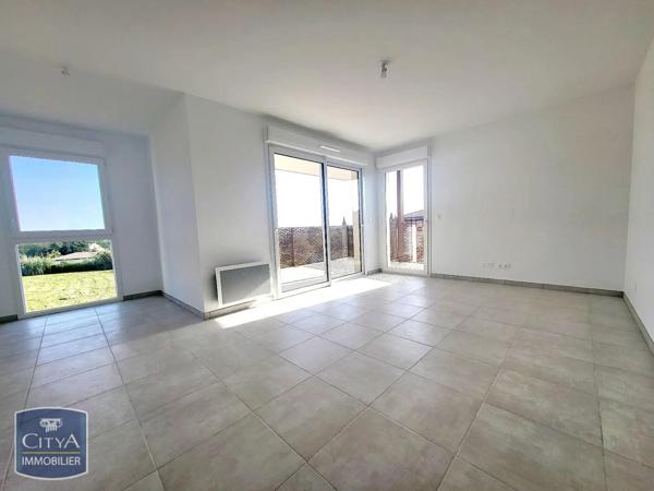 Appartement à louer 3 pièces 63.86m² Fréjus (83600)