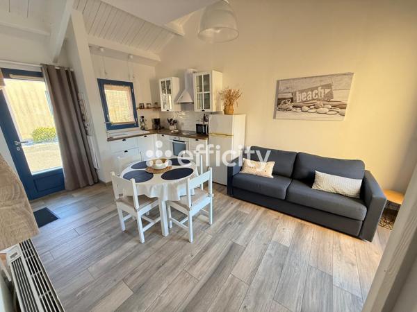 Maison
         3 pièces
        - 39 m² 179 900 € *