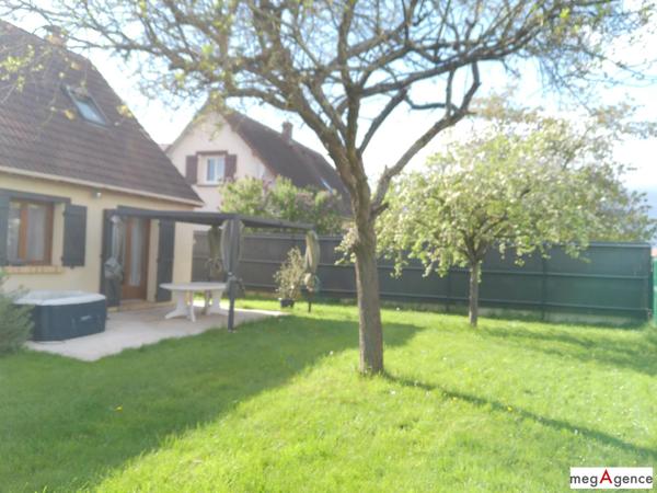 Maison à CHAMPHOL, 28300 - 9 pièces 120m²