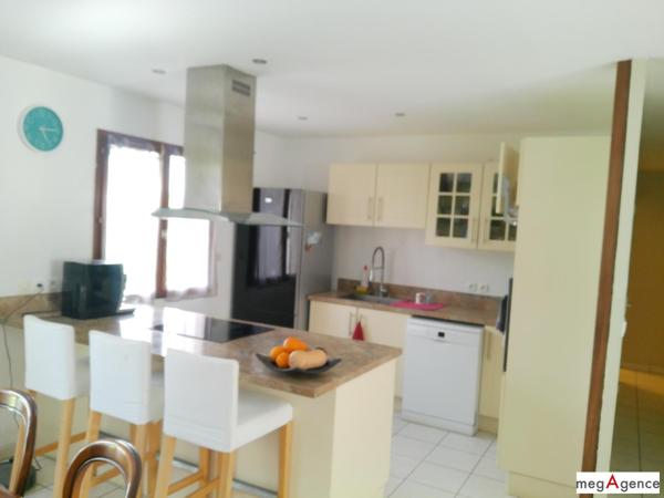 Maison à CHAMPHOL, 28300 - 9 pièces 120m²