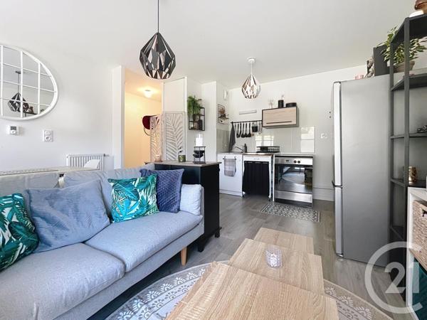 Appartement F2 à vendre  2 pièces - 39,84 m2 MOISSY CRAMAYEL - 77