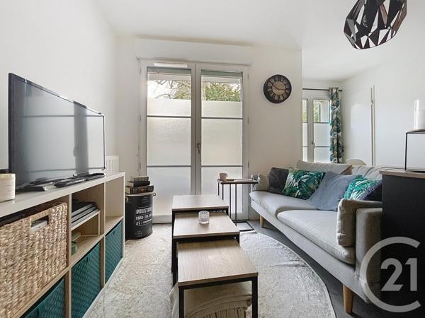 Appartement F2 à vendre  2 pièces - 39,84 m2 MOISSY CRAMAYEL - 77