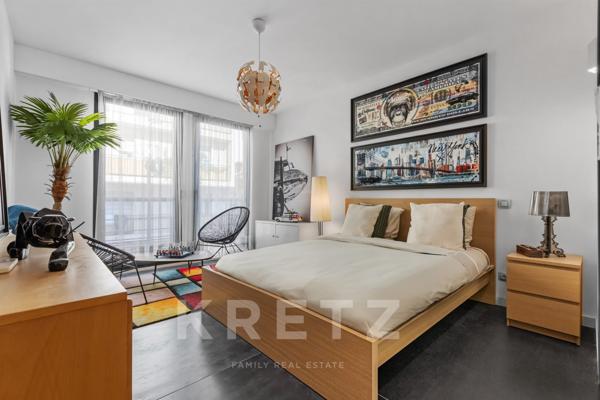 Exceptionnel Appartement Atypique au Cœur d'Antibes avec Vue Mer