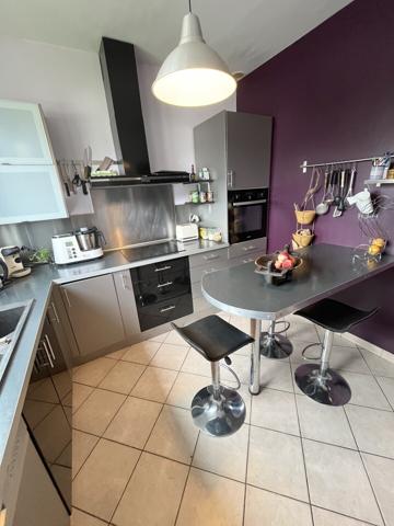 A 5 MN A PIED DE L'EGLISE DE BIHOREL, MAISON DE CHARME DES ANNEES 50