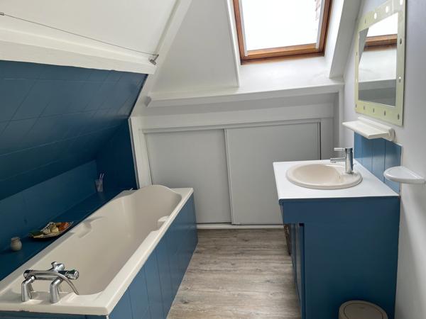 A 5 MN A PIED DE L'EGLISE DE BIHOREL, MAISON DE CHARME DES ANNEES 50