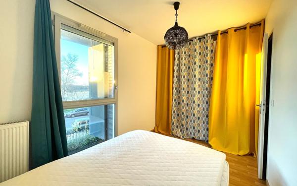 Appartement à vendre    4 pièces • 90,73 m2 Bordeaux