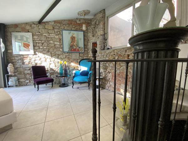 Maison 4 pièces - 238 m²