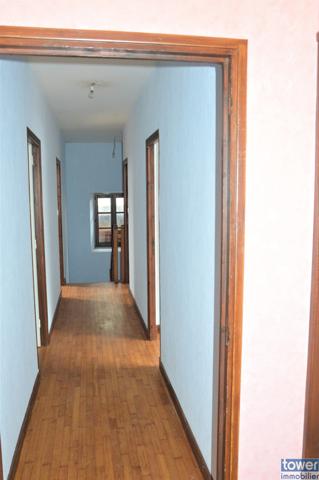 IMMEUBLE DE GRANDE SUPERFICIE AVEC VUE PANORAMIQUE