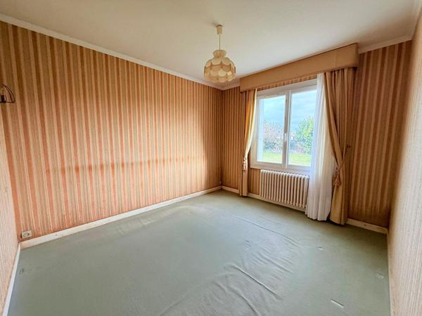 A vendre - Maison avec jardin - 4 pièces - Coeur de Doué la Fontaine - D5998