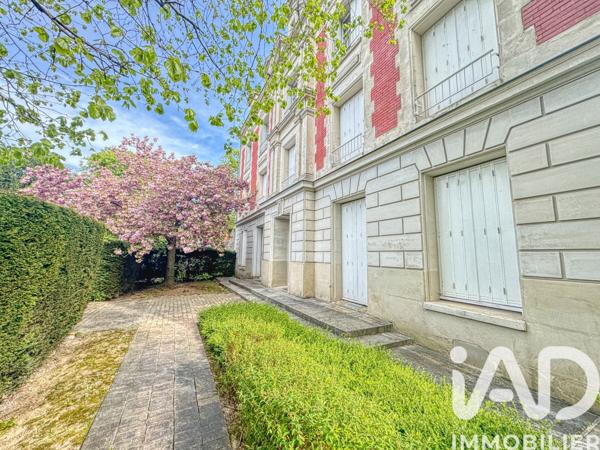 Location studio 23 m² Montmorency