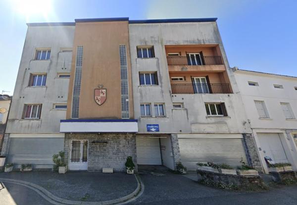 Immeuble à LA BARTHE-DE-NESTE (65250)