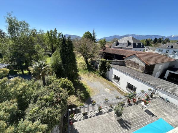 Immeuble à LA BARTHE-DE-NESTE (65250)