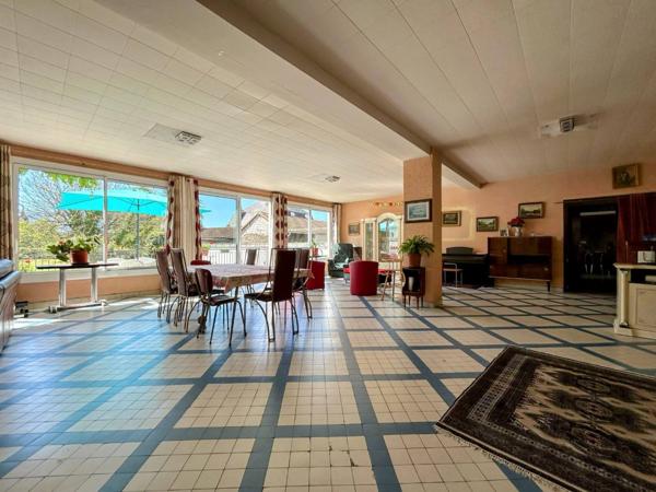 Immeuble à LA BARTHE-DE-NESTE (65250)