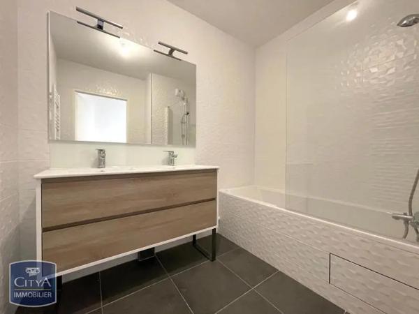 Appartement à louer 3 pièces 59.09m² Rueil-Malmaison (92500)